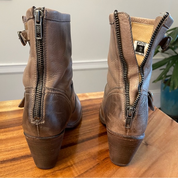 Frye Karla Engineer Boot - EUC - Picture 3 of 6